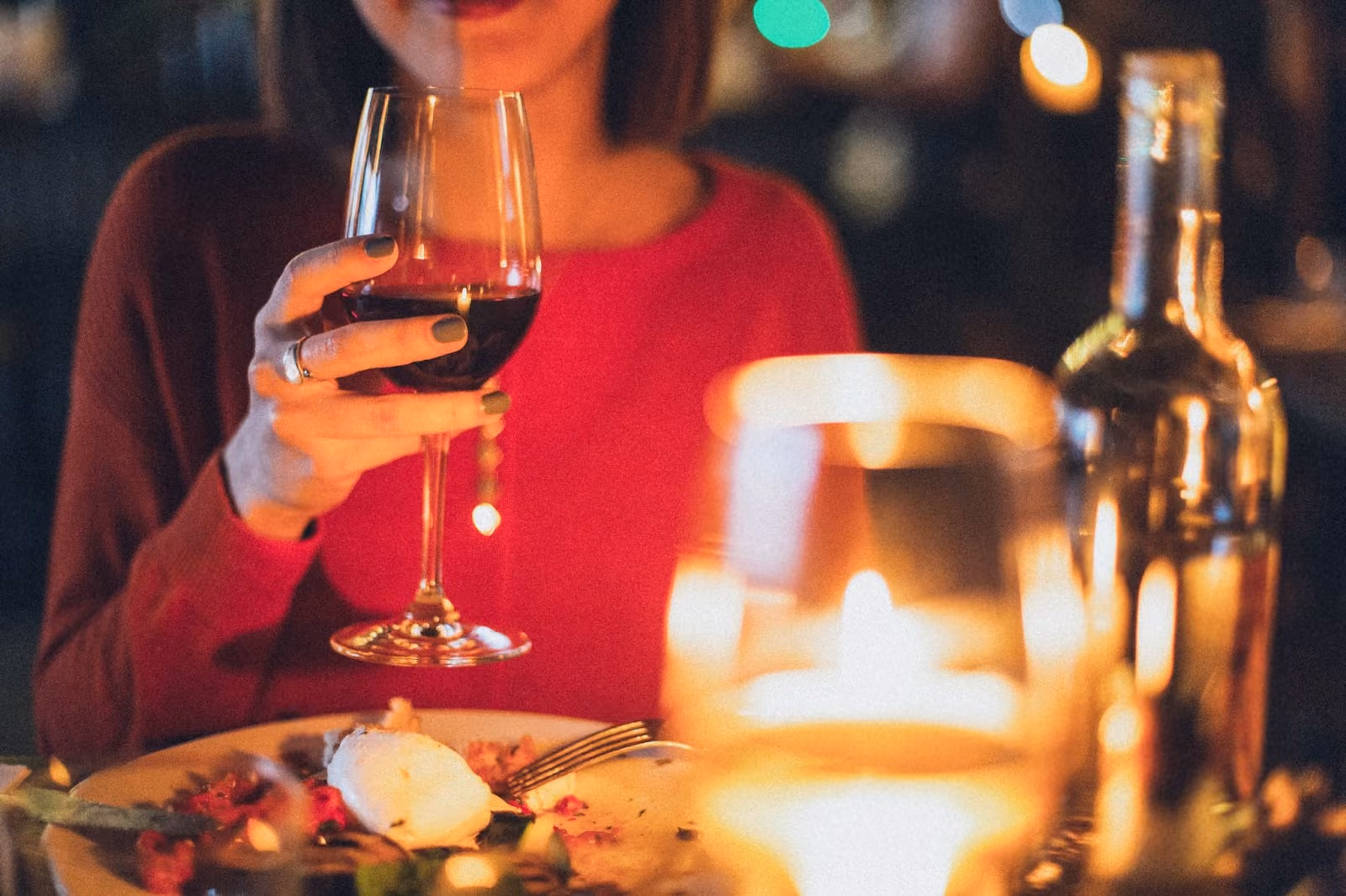デートの食事で飲むワイン